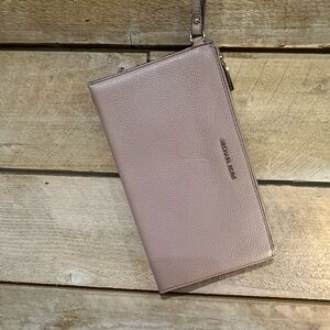 Michael Kors Blush Leather Wristlet